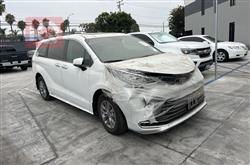 تويوتا سيينا